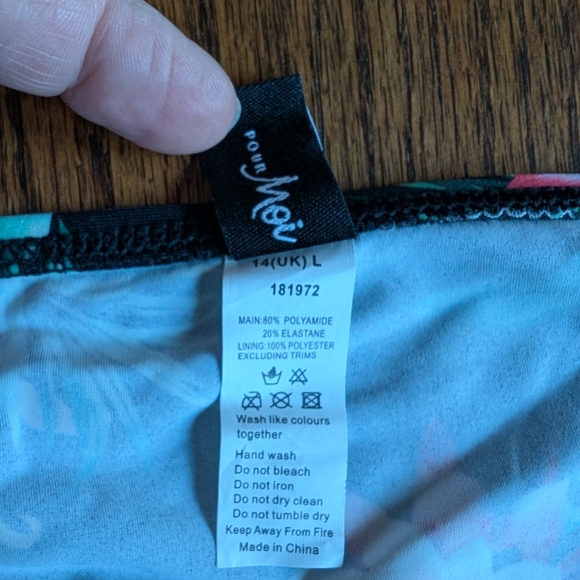 Pour Moi underwire halter tropical bikini - Picture 4 of 5